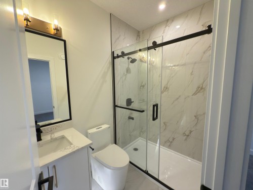 174 Caledon Crescent, Spruce Grove, AB - Indoor Photo Showing Bathroom
