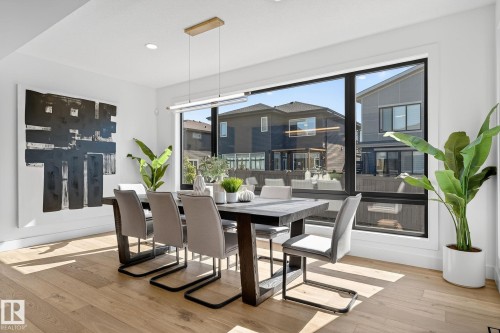 6703 Knox Crest, Edmonton, AB - Indoor Photo Showing Dining Room