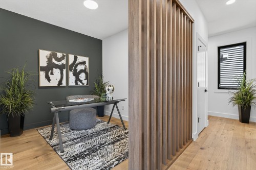 6703 Knox Crest, Edmonton, AB - Indoor Photo Showing Other Room