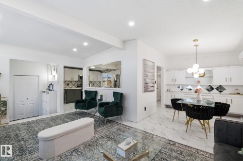 8043 135 Avenue, Edmonton, AB - Indoor