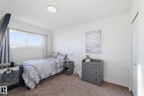 8043 135 Avenue, Edmonton, AB - Indoor Photo Showing Bedroom