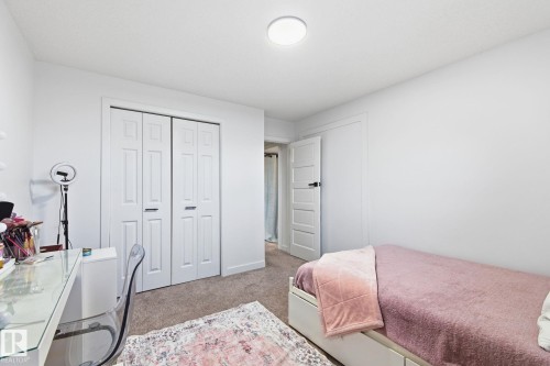 8043 135 Avenue, Edmonton, AB - Indoor Photo Showing Bedroom