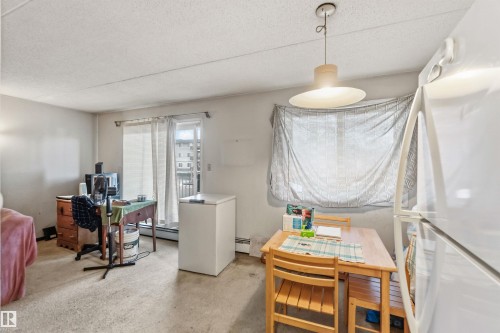 202 11026 106 Street, Edmonton, AB - Indoor
