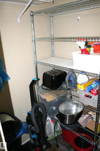 308 107 Watt Common Sw, Edmonton, AB - Indoor With Storage