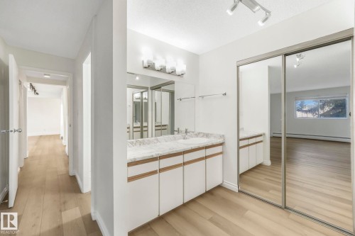 201 4404 122 Street, Edmonton, AB - Indoor Photo Showing Bathroom