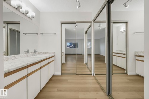 201 4404 122 Street, Edmonton, AB - Indoor Photo Showing Bathroom