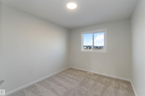 262 Chappelle Drive, Edmonton, AB - Indoor Photo Showing Other Room