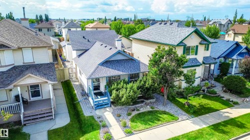 620 88 St, Edmonton, AB - Outdoor With Facade