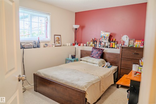 620 88 St, Edmonton, AB - Indoor Photo Showing Bedroom