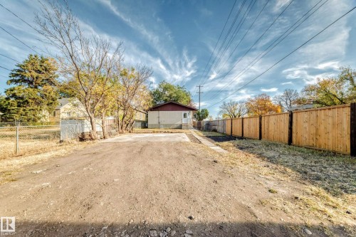 7104 129 Avenue, Edmonton, AB - Outdoor