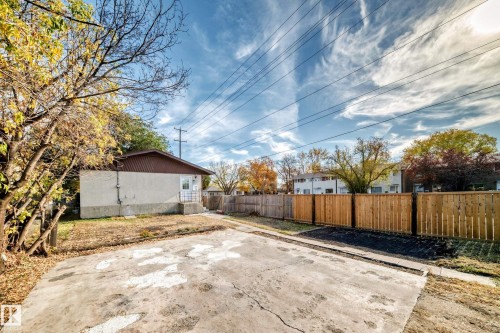 7104 129 Avenue, Edmonton, AB - Outdoor