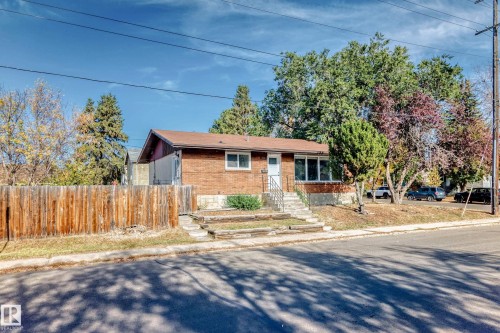 7104 129 Avenue, Edmonton, AB - Outdoor