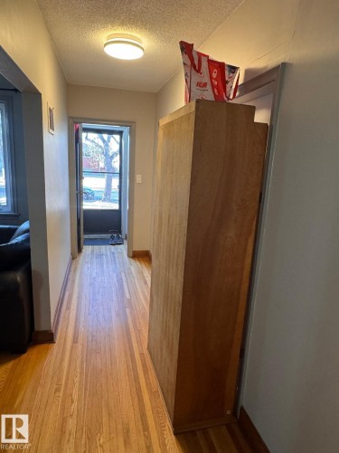 13129 101 Street, Edmonton, AB - Indoor Photo Showing Other Room