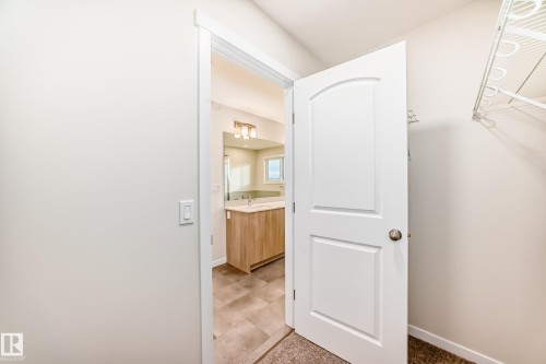 2346 Egret Way, Edmonton, AB - Indoor Photo Showing Other Room
