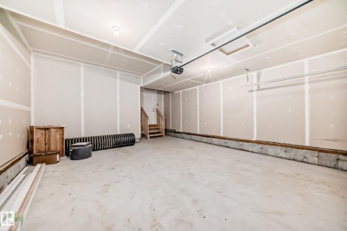 2346 Egret Way, Edmonton, AB - Indoor