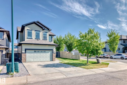 2105 32A Street, Edmonton, AB - Outdoor
