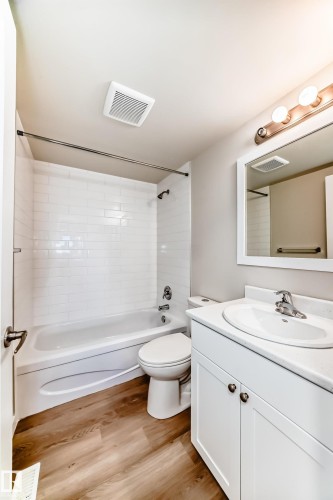 106 6208 180 Street, Edmonton, AB - Indoor Photo Showing Bathroom