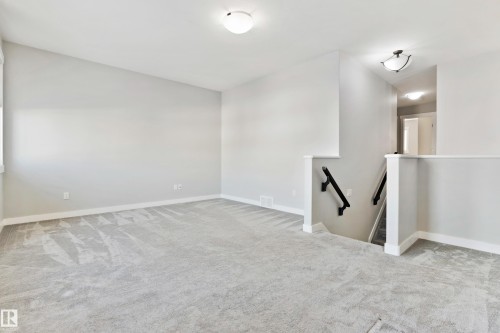6963 19A Avenue, Edmonton, AB - Indoor Photo Showing Other Room
