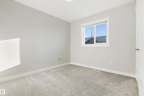6963 19A Avenue, Edmonton, AB - Indoor Photo Showing Other Room