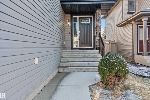 6963 19A Avenue, Edmonton, AB - Outdoor