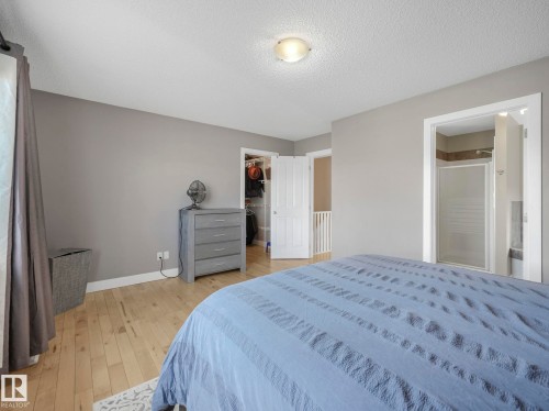 1715 Melrose Crescent, Edmonton, AB - Indoor Photo Showing Bedroom