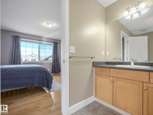 1715 Melrose Crescent, Edmonton, AB - Indoor