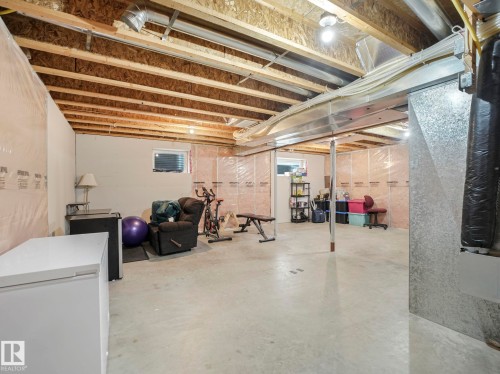 1715 Melrose Crescent, Edmonton, AB - Indoor Photo Showing Basement