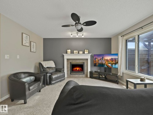 1715 Melrose Crescent, Edmonton, AB - Indoor With Fireplace