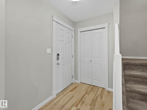 1715 Melrose Crescent, Edmonton, AB - Indoor Photo Showing Other Room