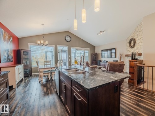 172 MCDOWELL Wynd  Leduc, AB T9E 0M3