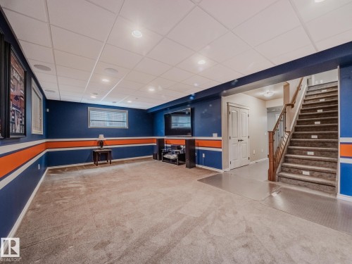 172 Mcdowell Wynd, Leduc, AB - Indoor Photo Showing Other Room