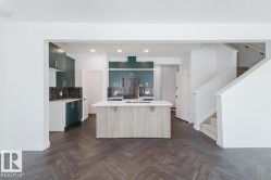 39 CHARTRES Close  St. Albert, AB T8T 2C9