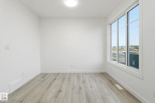 7 2710 66 St, Edmonton, AB - Indoor Photo Showing Other Room