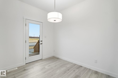 7 2710 66 St, Edmonton, AB - Indoor Photo Showing Other Room