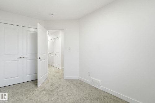 7 2710 66 St, Edmonton, AB - Indoor Photo Showing Other Room