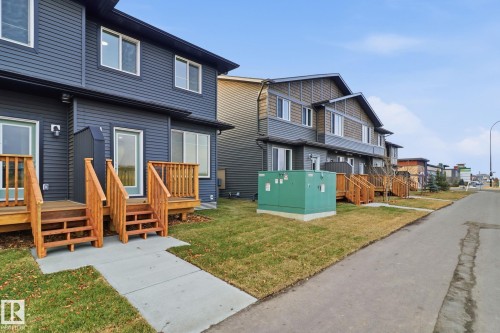 7 2710 66 St, Edmonton, AB - Outdoor