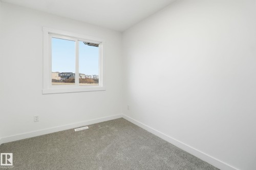 7 2710 66 St, Edmonton, AB - Indoor Photo Showing Other Room