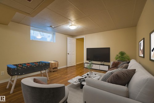 1253 Latta Crescent, Edmonton, AB - Indoor