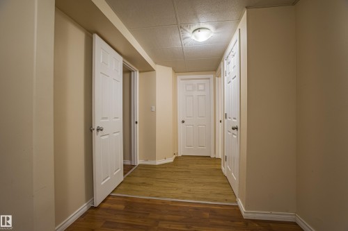 1253 Latta Crescent, Edmonton, AB - Indoor Photo Showing Other Room