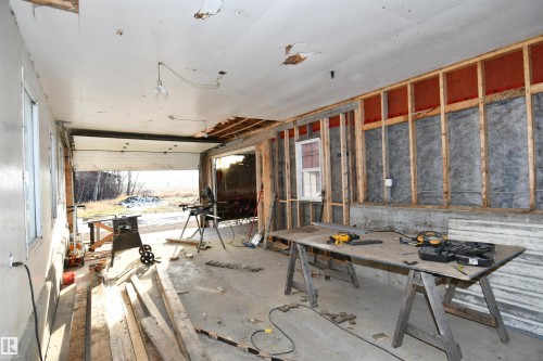 49054 Rge Rd 13, Rural Leduc County, AB -  Photo Showing Other Room
