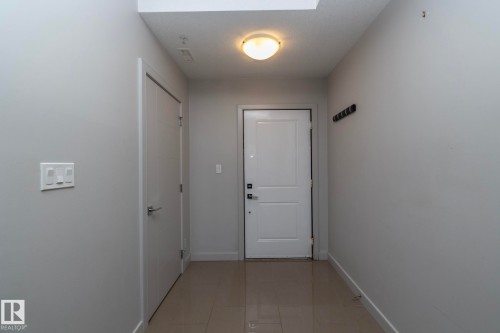 213 10811 72 Avenue, Edmonton, AB - Indoor Photo Showing Other Room