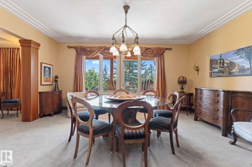 8 Valleyview Point(E), Edmonton, AB - Indoor Photo Showing Dining Room