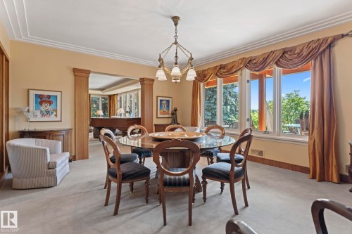 8 Valleyview Point(E), Edmonton, AB - Indoor Photo Showing Dining Room