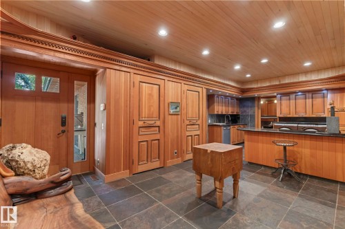 8 Valleyview Point(E), Edmonton, AB - Indoor