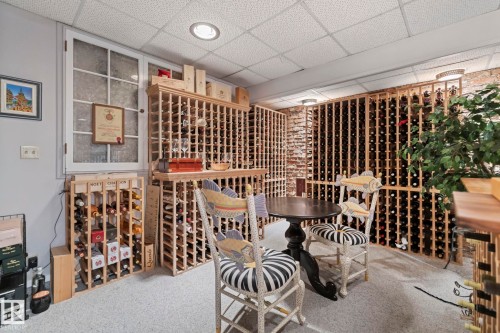 8 Valleyview Point(E), Edmonton, AB - Indoor