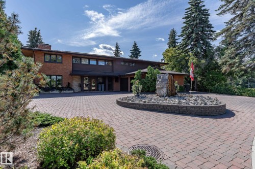 8 Valleyview Point(E), Edmonton, AB - Outdoor