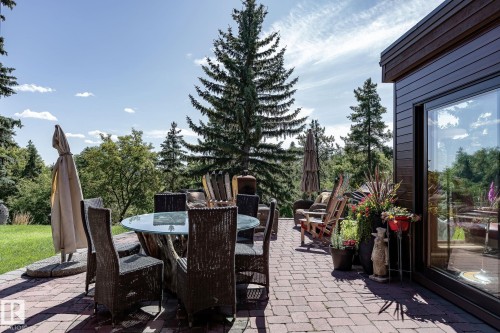 8 Valleyview Point(E), Edmonton, AB - Outdoor