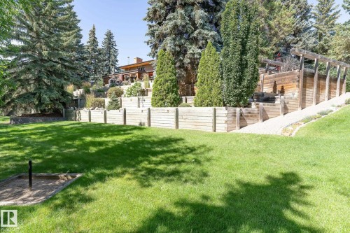 8 Valleyview Point(E), Edmonton, AB - Outdoor