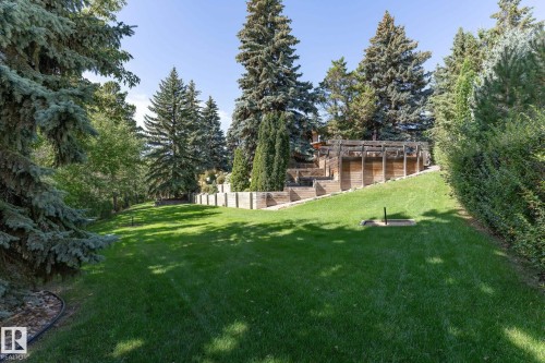 8 Valleyview Point(E), Edmonton, AB - Outdoor