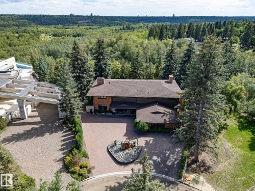 8 Valleyview Point(E), Edmonton, AB - Outdoor With View